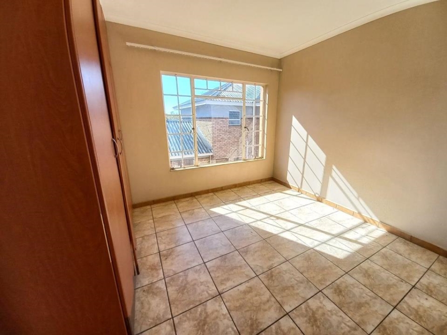 2 Bedroom Property for Sale in Potchefstroom Rural North West